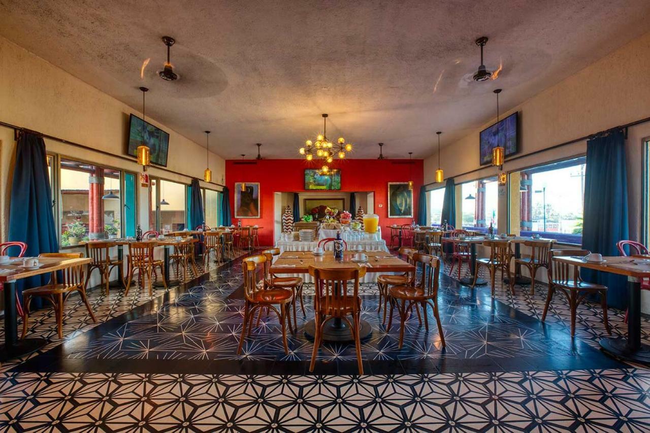 Hotel Los Patios Cabo San Lucas Bagian luar foto